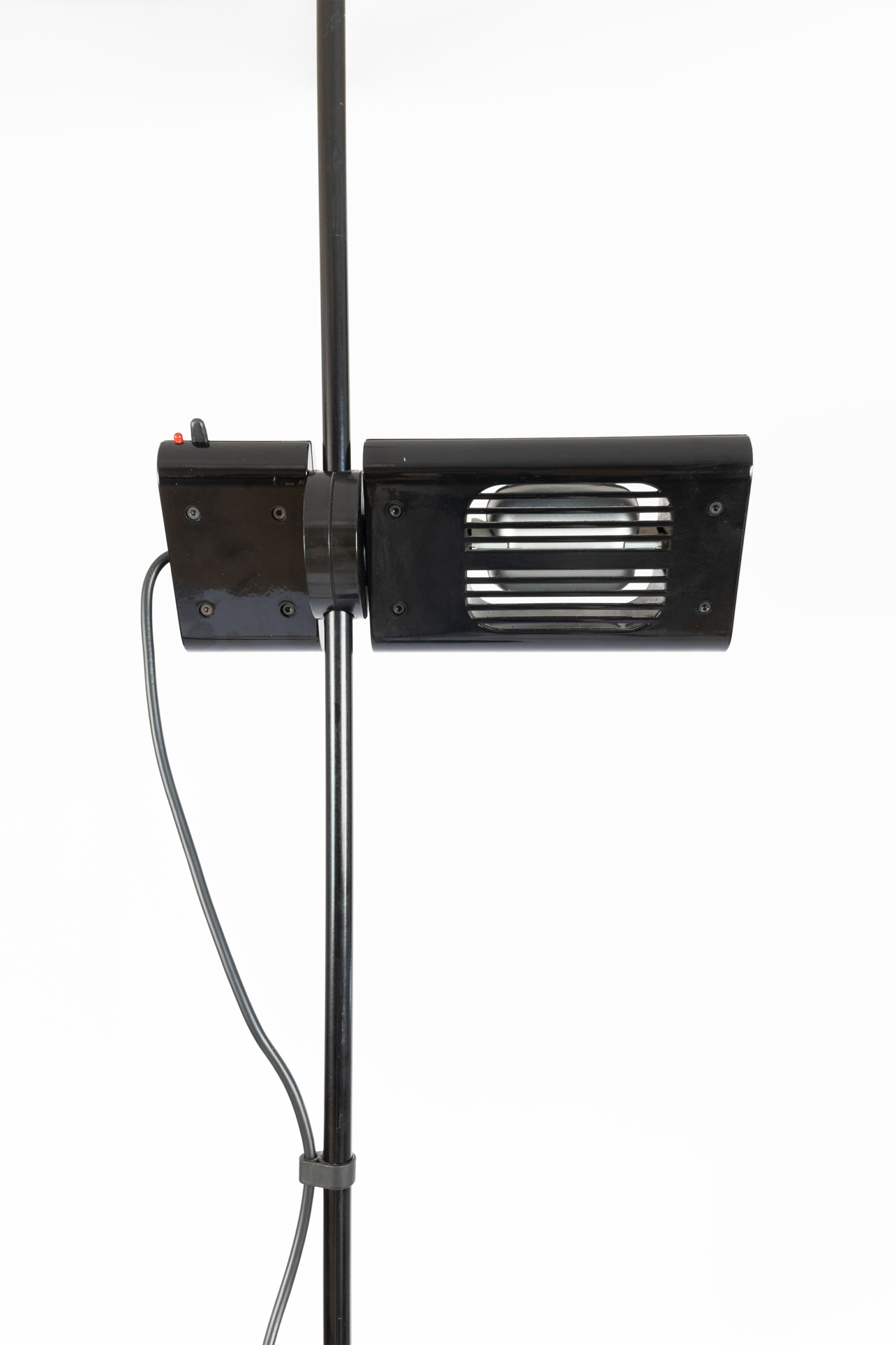 Aton Terra floor lamp by Artemide